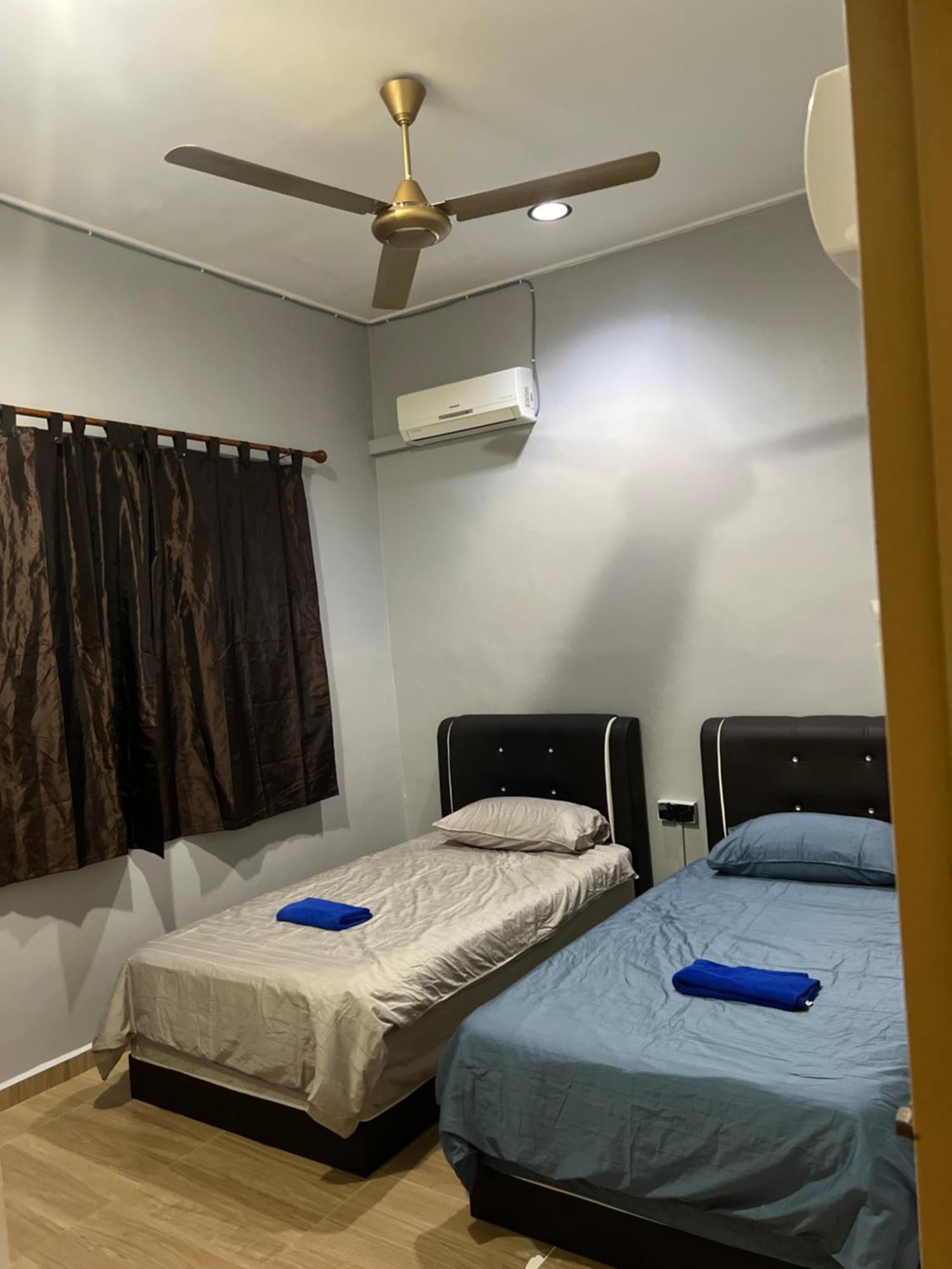 Momo Guest House Kuala Terengganu Exterior foto