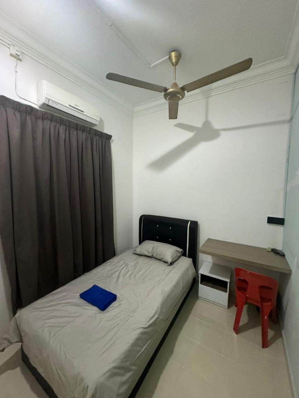 Momo Guest House Kuala Terengganu Exterior foto